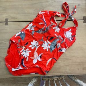 Athleta Waimea Plunge One Piece Swimsuit Tall size